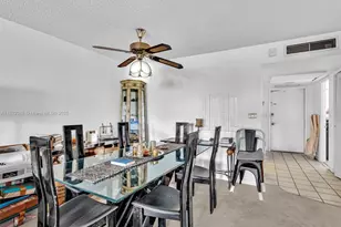 445 NE 195th St, Miami, FL 33179 - Photo 14