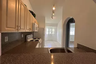 3398 NE 9th Dr, Homestead, FL 33033 - Photo 4