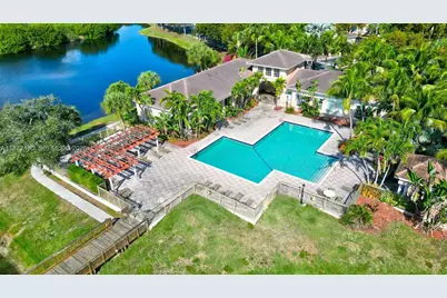 2424 Centergate Dr #204, Miramar, FL 33025 - Photo 40