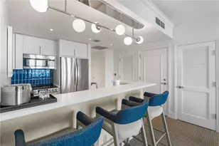 4401 Collins Ave, Miami Beach, FL 33140 - Photo 20