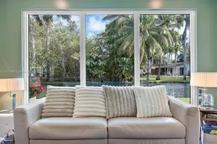 11377 W Biscayne Canal Rd, Miami, FL 33161 - Photo 22