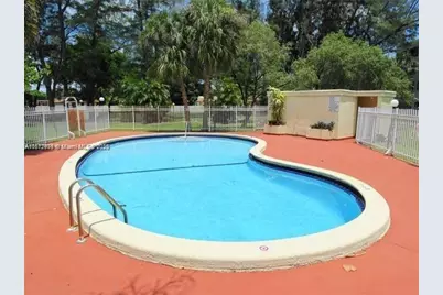 650 NE 149th St #110A, Miami, FL 33161 - Photo 14