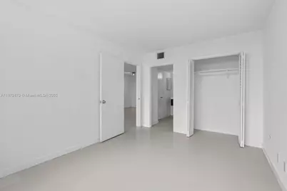 500 Three Islands Blvd #223, Hallandale Beach, FL 33009 - Photo 18