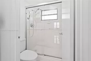 500 Three Islands Boulevard, Hallandale Beach, FL 33009 - Photo 20