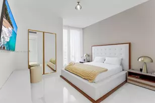 300 Biscayne Blvd Way, Miami, FL 33131 - Photo 16