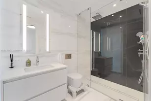 300 Biscayne Blvd Way, Miami, FL 33131 - Photo 14