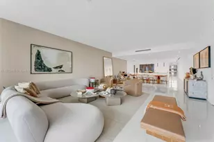 300 Biscayne Blvd Way, Miami, FL 33131 - Photo 6