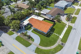 11420 NE 4th Ave, Miami, FL 33161 - Photo 40