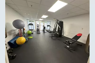 3200 Collins Ave #11-3, Miami Beach, FL 33140 - Photo 32