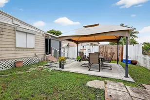 21831 S Heritage Cir, Pembroke Pines, FL 33029 - Photo 24