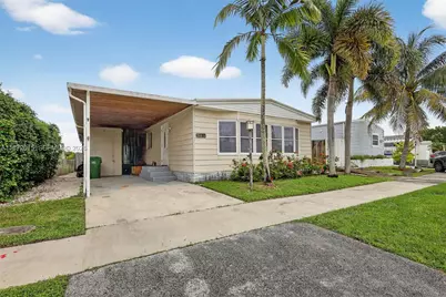 21831 S Heritage Cir, Pembroke Pines, FL 33029 - Photo 1
