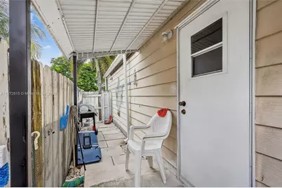 21831 S Heritage Cir, Pembroke Pines, FL 33029 - Photo 26