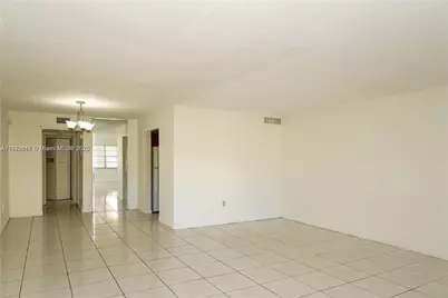 11855 NE 19th Dr #10, North Miami, FL 33181 - Photo 2