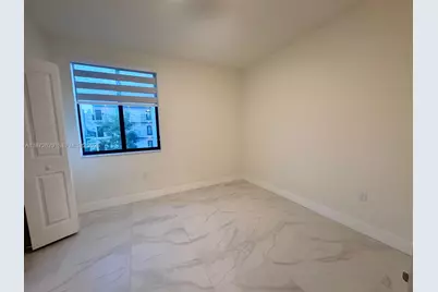 8118 NW 42nd St, Doral, FL 33166 - Photo 30