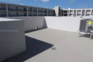 8118 NW 42nd St, Doral, FL 33166 - Photo 44