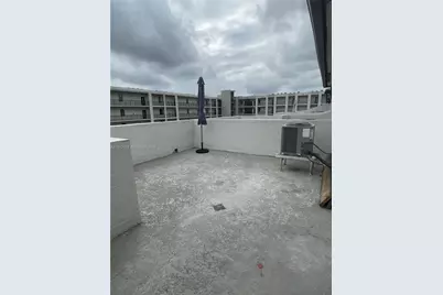 8118 NW 42nd St, Doral, FL 33166 - Photo 38