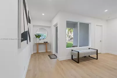 1130 NE 104th St, Miami Shores, FL 33138 - Photo 4