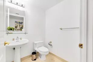 18671 Collins Ave, Sunny Isles Beach, FL 33160 - Photo 26