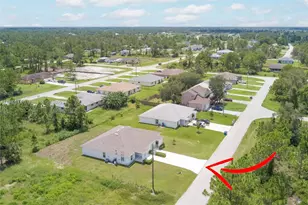 849/851 Bedford Dr, Lehigh Acres, FL 33974 - Photo 32