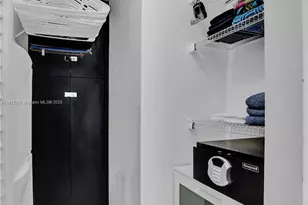 5445 Collins Ave, Miami Beach, FL 33140 - Photo 6