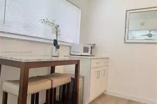 116 SE 9th Ct, Hallandale Beach, FL 33009 - Photo 6