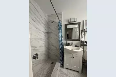 116 SE 9th Ct, Hallandale Beach, FL 33009 - Photo 20