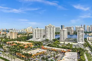 2780 NE 183rd St, Aventura, FL 33160 - Photo 36