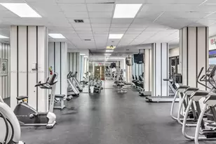 2780 NE 183rd St, Aventura, FL 33160 - Photo 32