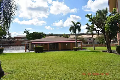 11855 NE 19th Dr #47, North Miami, FL 33181 - Photo 12