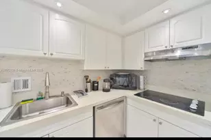 4001 S Ocean Dr, Hollywood, FL 33019 - Photo 12