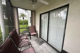 469 NE 207th Ln, Miami, FL 33179 - Photo 24