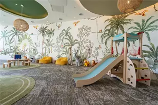 700 NE 24th St, Miami, FL 33137 - Photo 52