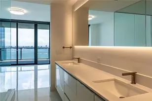 700 NE 24th St, Miami, FL 33137 - Photo 18