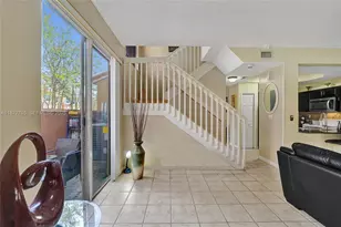 603 SW 107th Ave, Pembroke Pines, FL 33025 - Photo 18