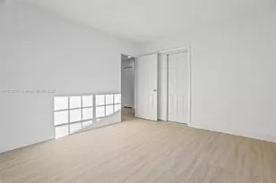 6825 SW 12th St, Pembroke Pines, FL 33023 - Photo 20
