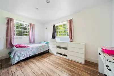 10440 SW 178th St, Miami, FL 33157 - Photo 8