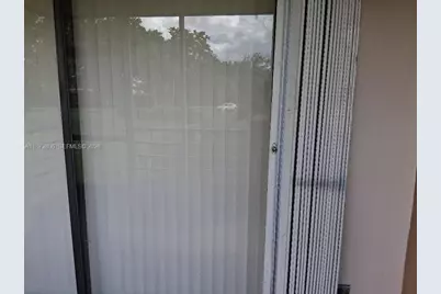 1000 St Charles Pl #L20, Pembroke Pines, FL 33026 - Photo 18