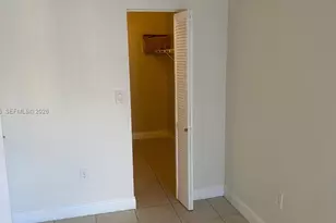 7075 NW 186th St, Hialeah, FL 33015 - Photo 18