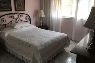 201 NE 14th Ave, Hallandale Beach, FL 33009 - Photo 6