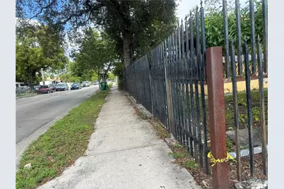 2751 NW 24th Ave, Miami, FL 33142 - Photo 2