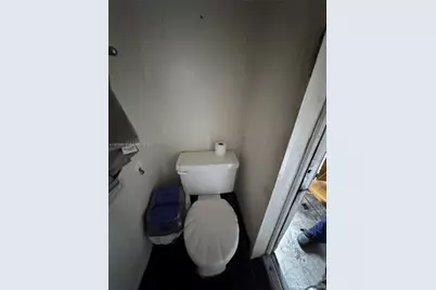 2751 NW 24th Ave, Miami, FL 33142 - Photo 8