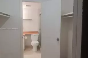 3640 NW 9th St, Miami, FL 33125 - Photo 16