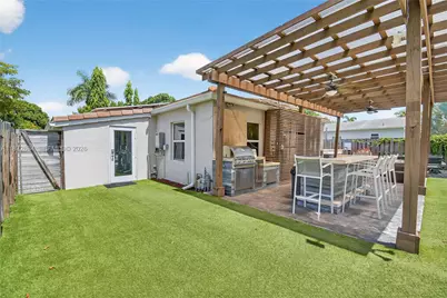 708 SW 19th St, Fort Lauderdale, FL 33315 - Photo 56
