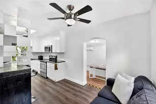 708 SW 19th St, Fort Lauderdale, FL 33315 - Photo 14