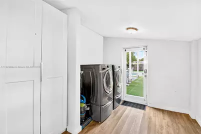 708 SW 19th St, Fort Lauderdale, FL 33315 - Photo 46