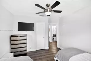 708 SW 19th St, Fort Lauderdale, FL 33315 - Photo 38