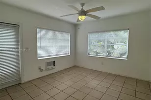 921 Meridian Ave, Miami Beach, FL 33139 - Photo 16