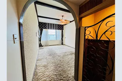 18071 Biscayne Blvd #PH03 & PH04, Aventura, FL 33160 - Photo 40