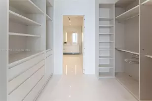 300 Biscayne Blvd Way, Miami, FL 33131 - Photo 50