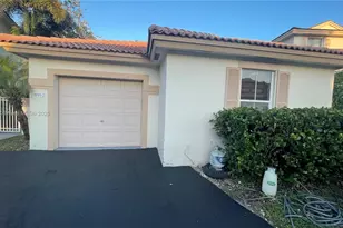 6952 SW 148 Ln, Davie, FL 33331 - Photo 8